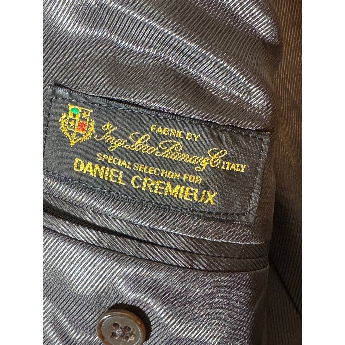 Daniel Cremieux Loro Piana Wool Suit 44R 36x29 (+2) Chocolate Brown Pinstripe