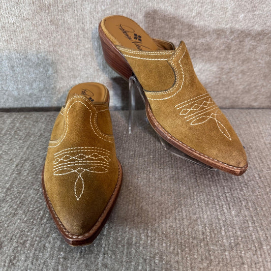 Patricia Nash Suede Western Mule Clogs 8 Tan Pointed Toe Embroidered Block Heel