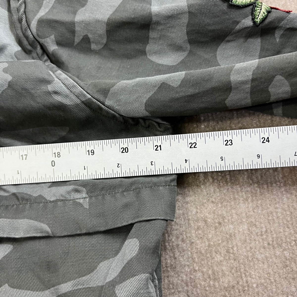 RAILS Women Lg Camo Military Jacket Rose Patch Embroidered Utility Cotton Blend