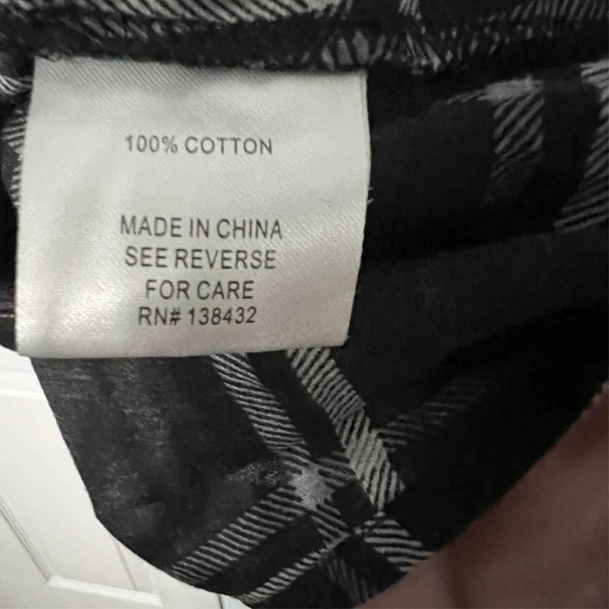Modcloth Fervour 4X Black Windowpane Plaid Pullover Roll Tab Blouse 1/4 button