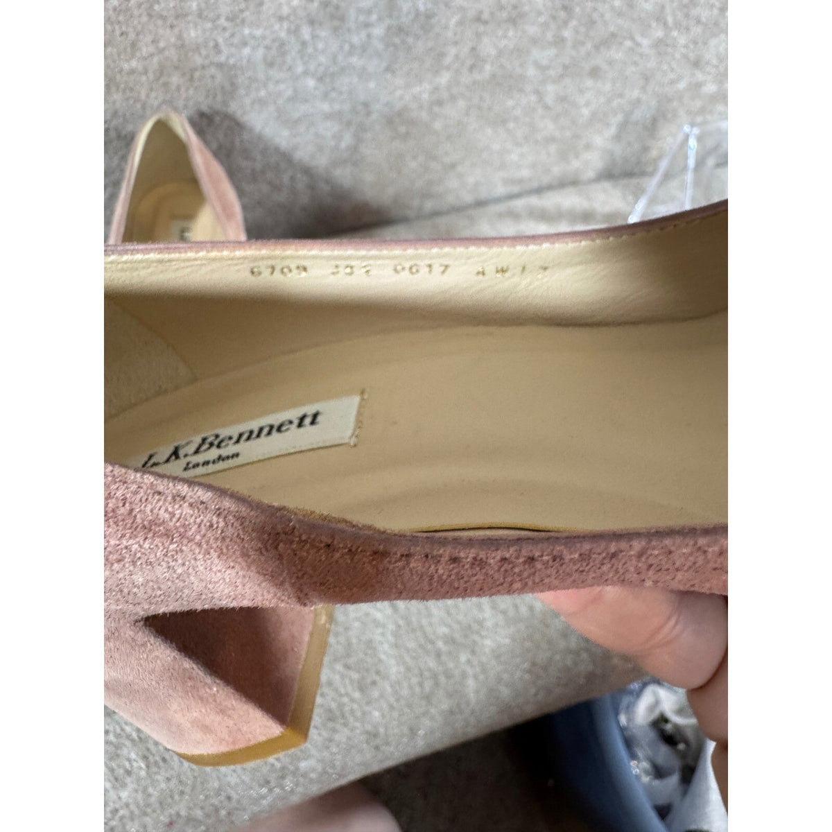 L.K. Bennett Pumps Women 38.5 Pink Suede Block Heel Gold Trim Made in Spain