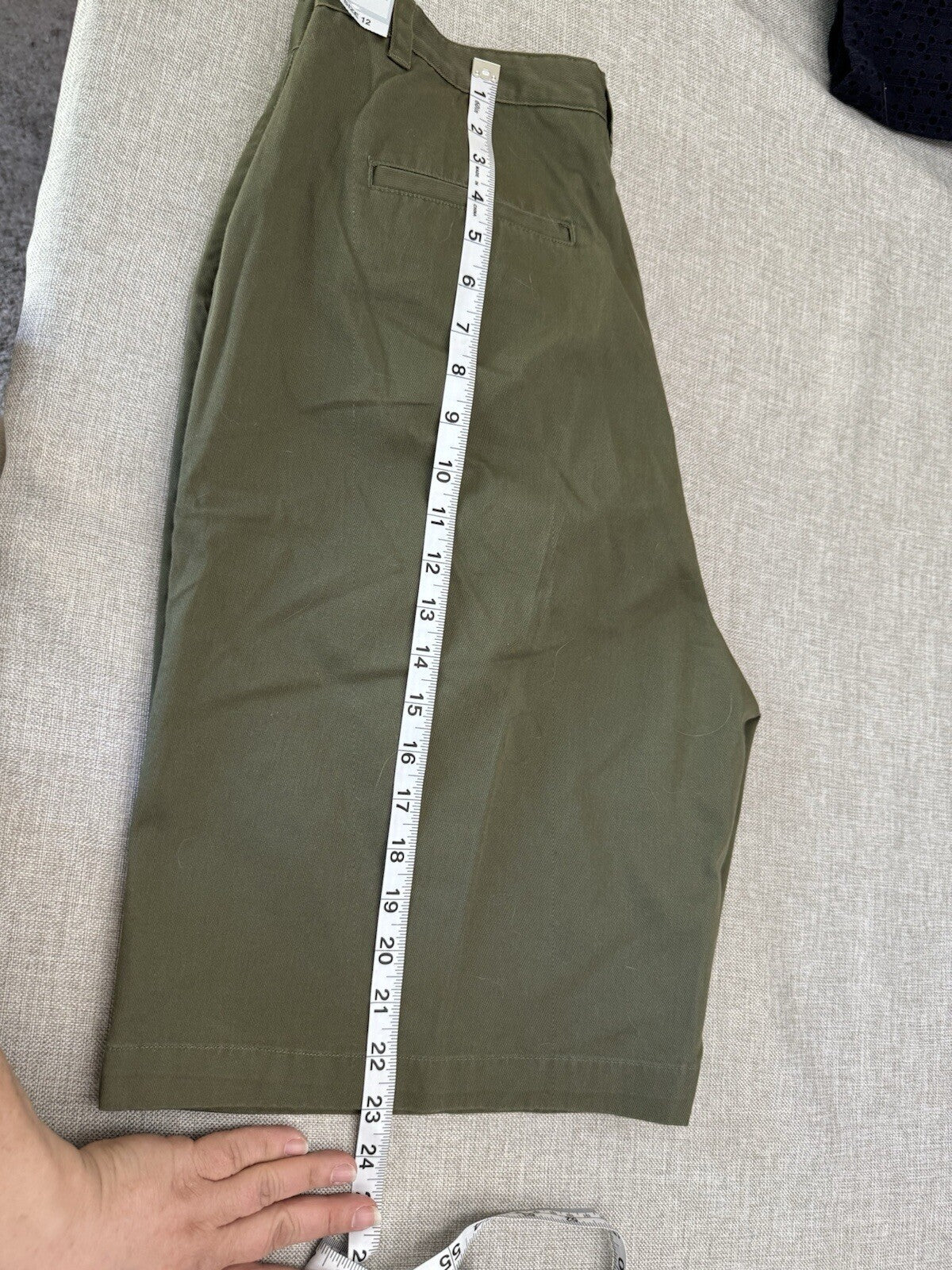 Casual Walking Shorts Wmn Sz 12 NWT Olive Mountain Lake Hiking Outdooors