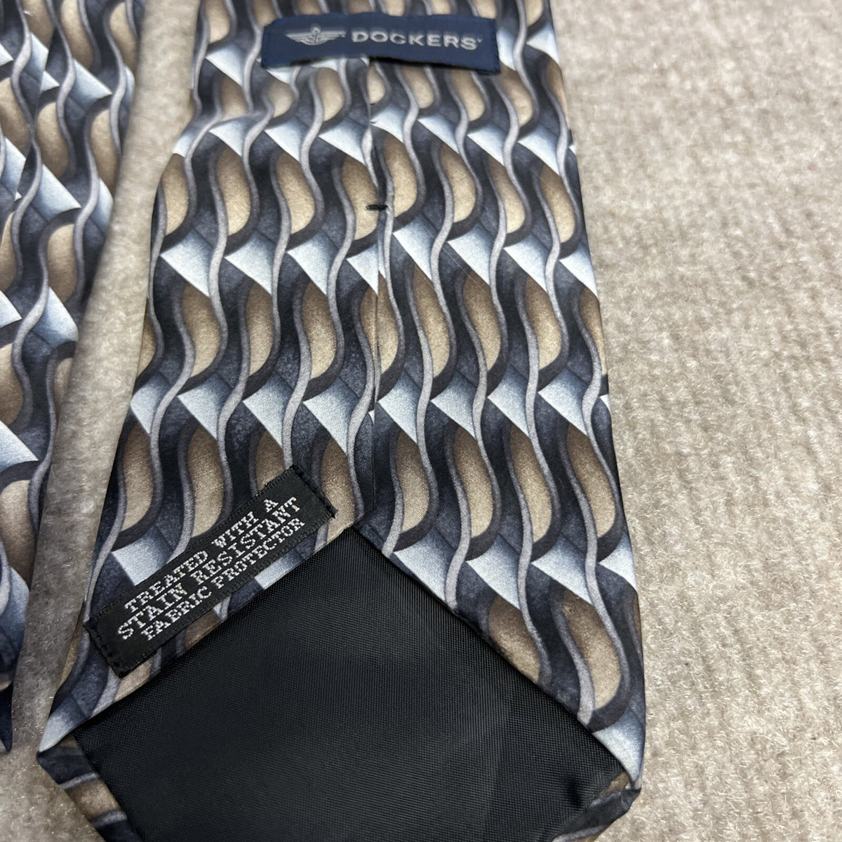 Mens Necktie Lot of 2 Silk Modern Geometric Pattern