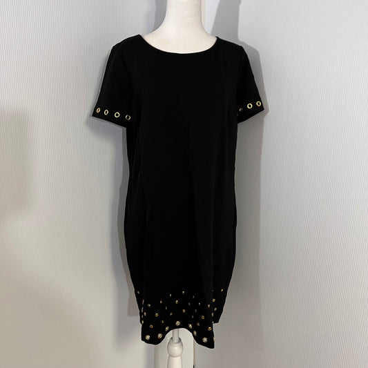 Roz & Ali Black Shift Dress Short Sleeve Gold Grommet Accents Casual Chic