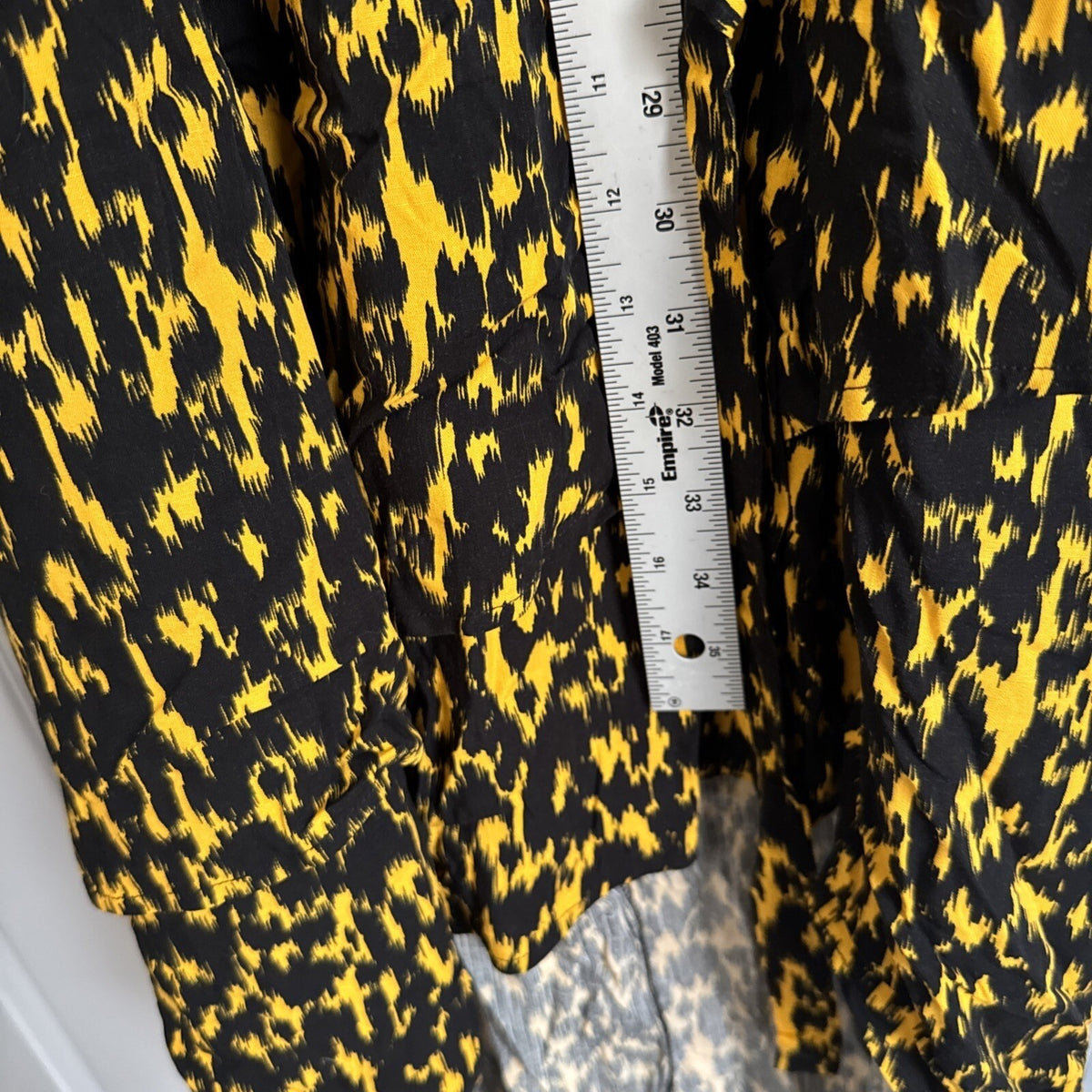 NWT Who What Wear Womens Textured Animal Print Ruffle Dress XS 4 Black Gold Midi
