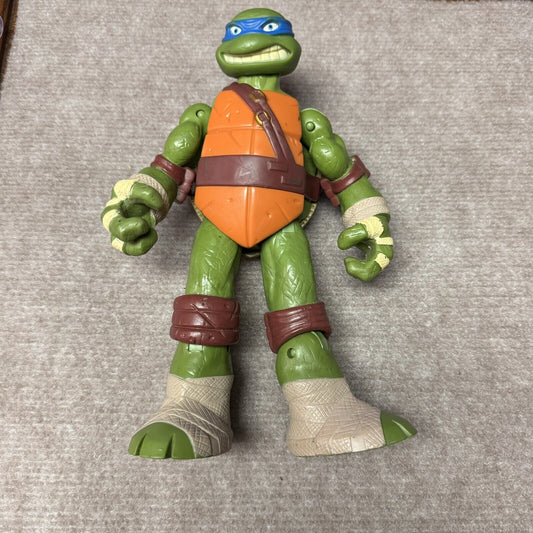 2012 Viacom Playmates Teenage Mutant Ninja Turtles Action Figure Leonardo 10"