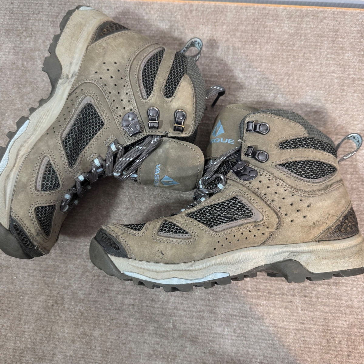 Vasque Hiking Boots Womens 6M Brown Gore-Tex Vibram Waterproof Gorpcore