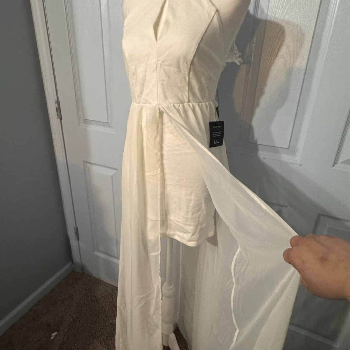 Lulus My Beloved M Lace Maxi Dress Women Small White Keyhole Open Back Layer NWT