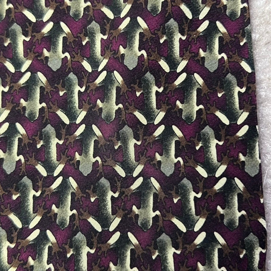 Golden Mantella 100% Silk Handmade Burgundy Green Frog Pattern Men's Necktie Tie