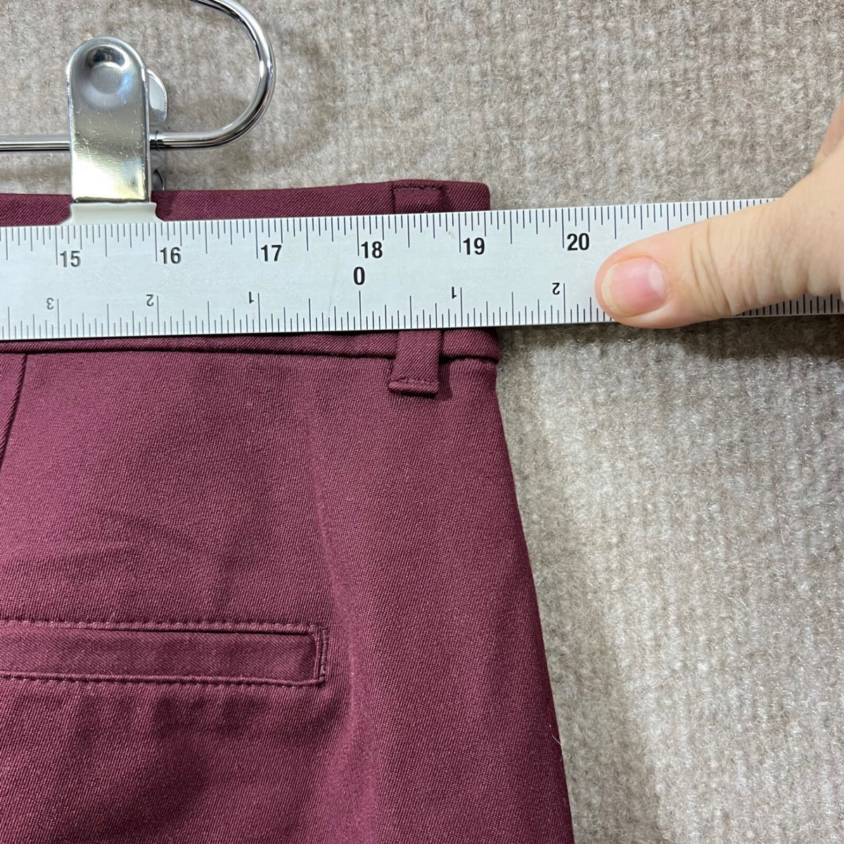 Old Navy High Rise Pixie Flare Pants Burgundy Women's Size 18 NWT