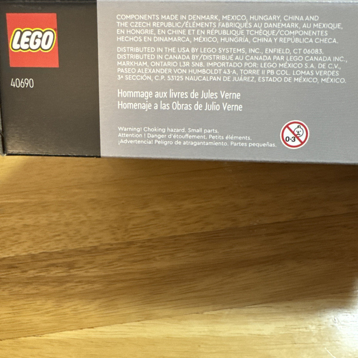 LEGO 40690 Tribute to Jules Verne's Books - Sealed / New Limited Edition