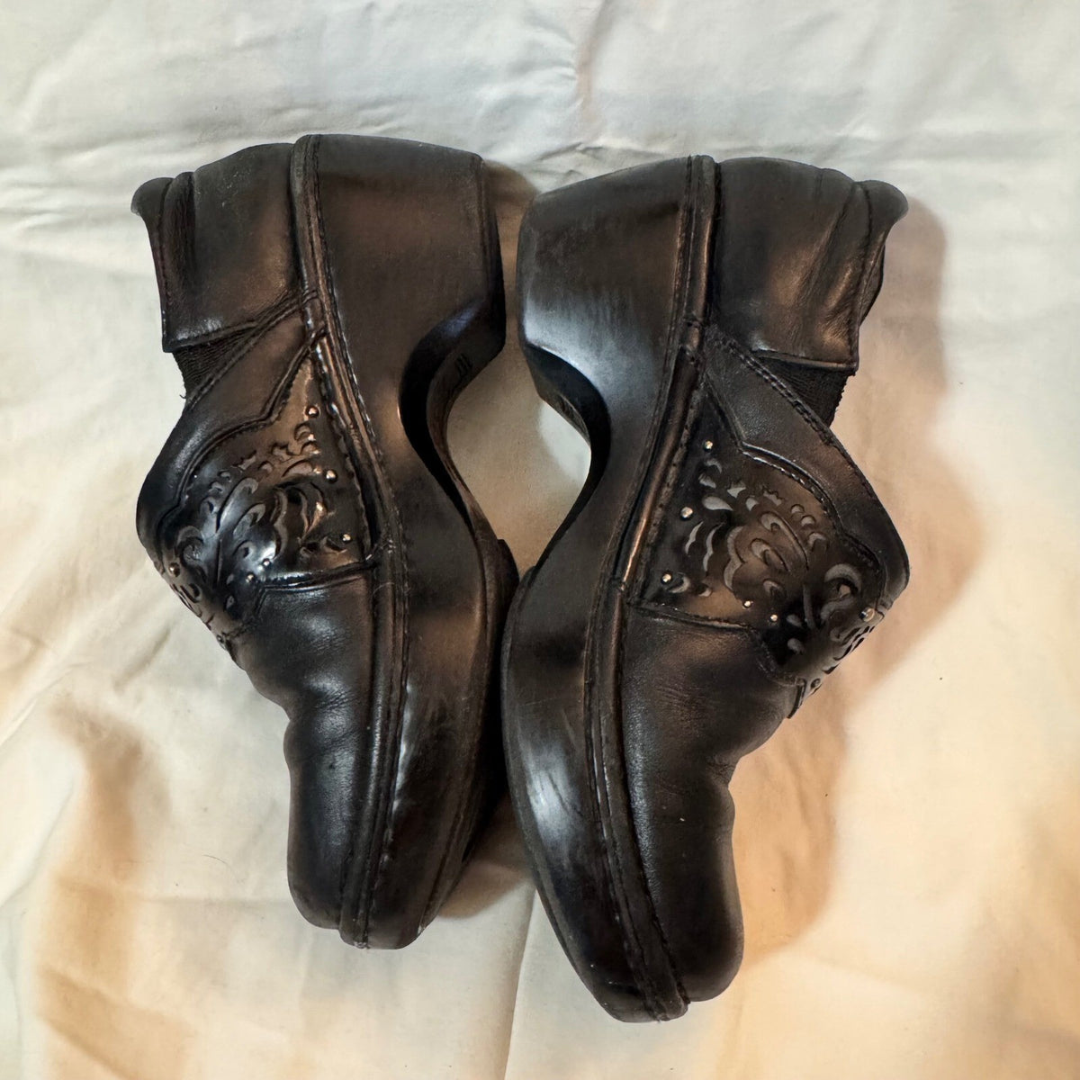 Ariat Leather Clogs Women 7 Black Platform Slip On Laser Cut Western Boho