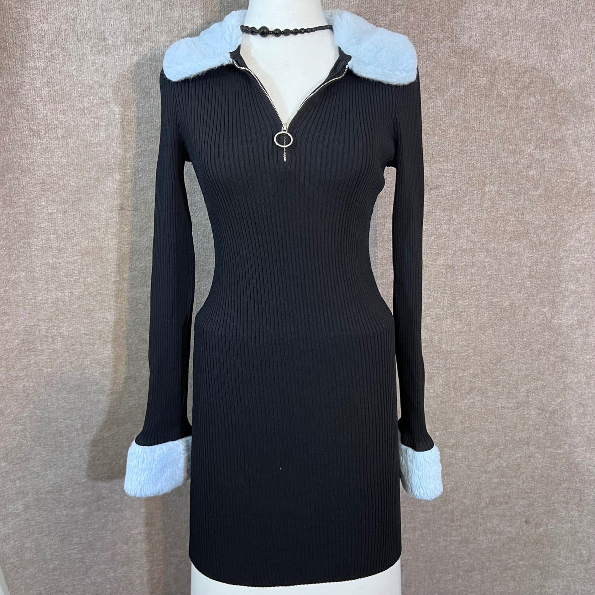 Forever 21 Ribbed Mini Dress Womens Small Black Faux Fur Trim Quarter Zip Goth