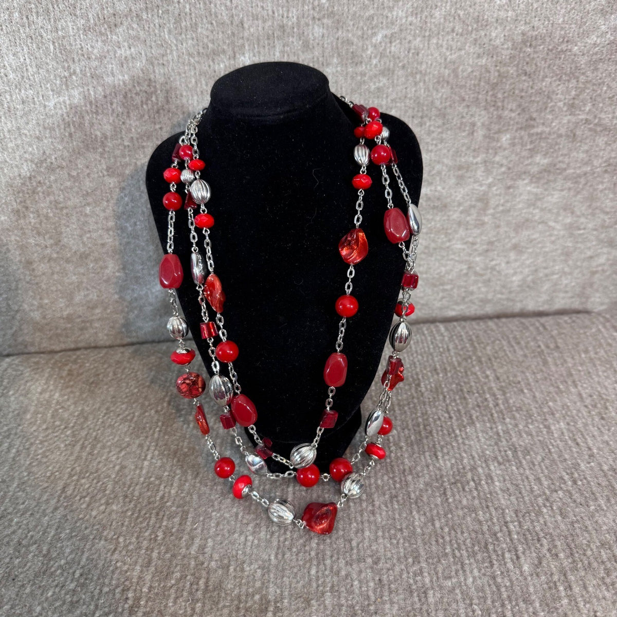 Red Multi Strand Necklace Women OS Silver Tone Acrylic Beaded Statement