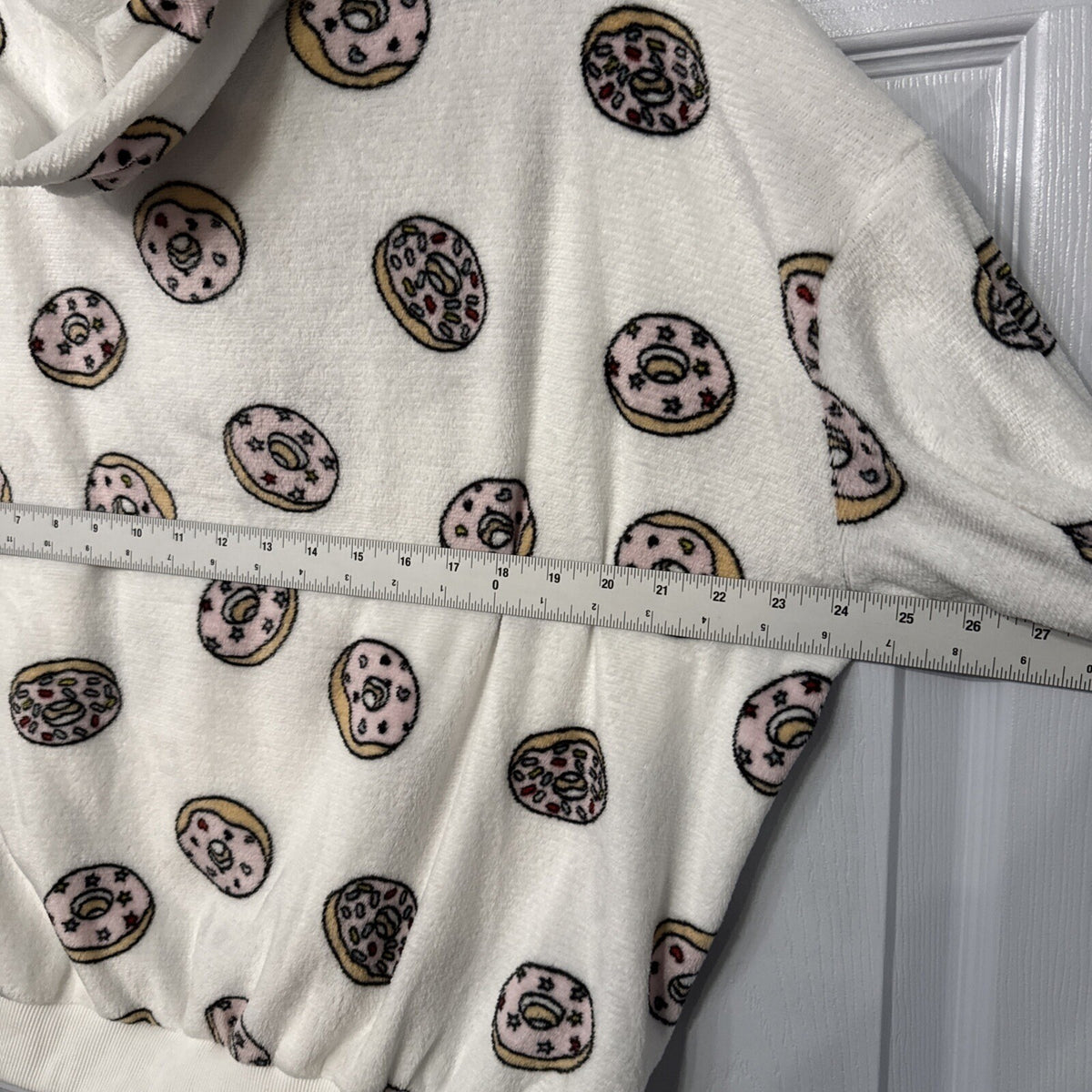 Faded Rose Donut Fleece Hoodie Women Large White Soft Plush Loungewear Cozy