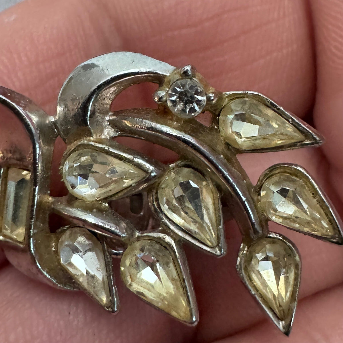 Vintage Crown Trifari Rhinestone Leaf Clip-On Earrings Signed Designer Jewelry
