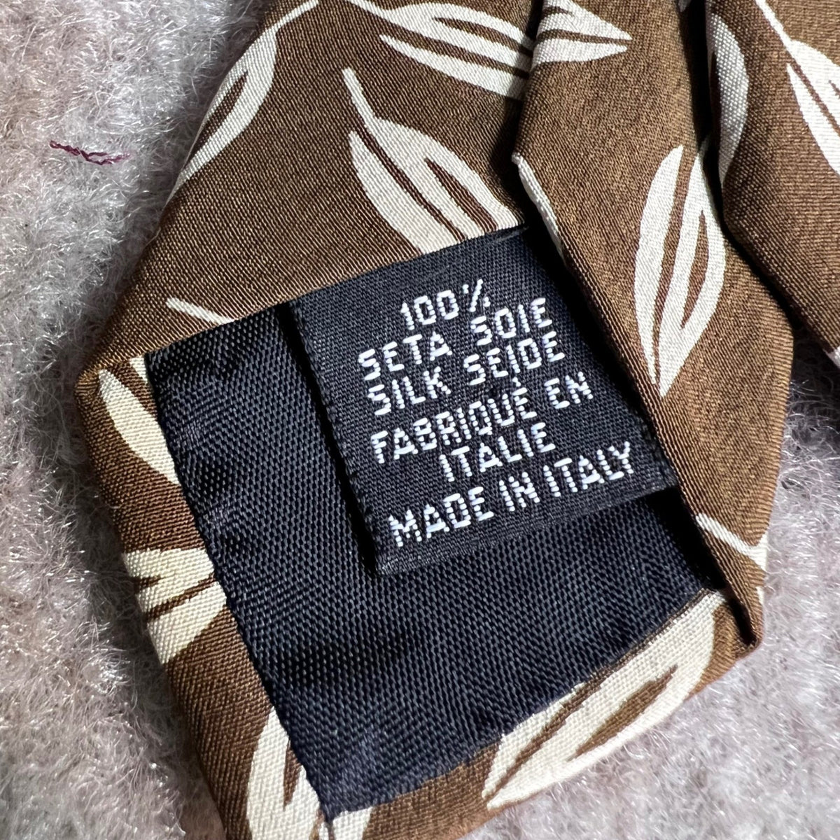 Hugo Boss Necktie Mens Brown White Leaf Print Silk Made In Italy Classic