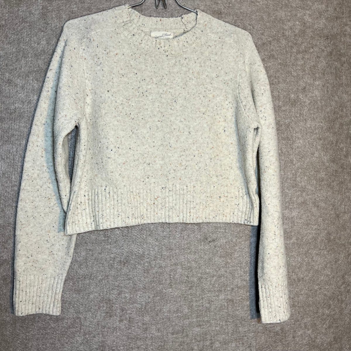 Universal Thread Speckled Heathered Gray Knit Pullover Sweater Medium Crop Cozy