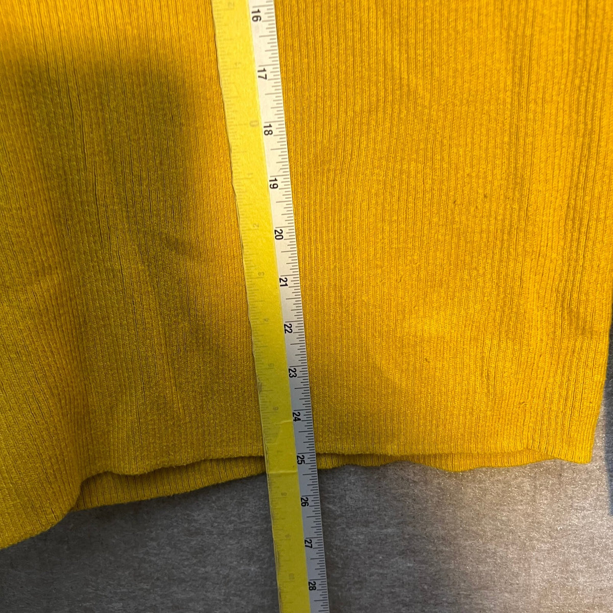 Amazon Essentials Sweater Women L Yellow Ribbed Turtleneck