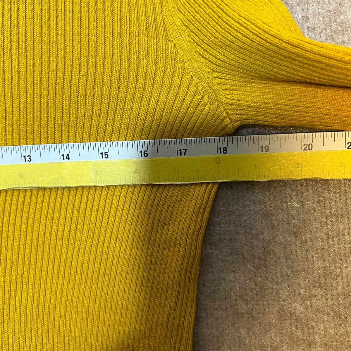 Amazon Essentials Sweater Women L Yellow Ribbed Turtleneck