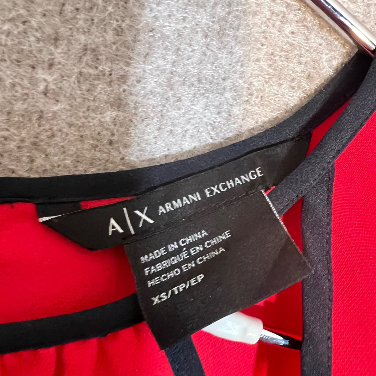 Armani Exchange Blouse Womens XS Red Short Sleeve Contrast Trim High Low Casual