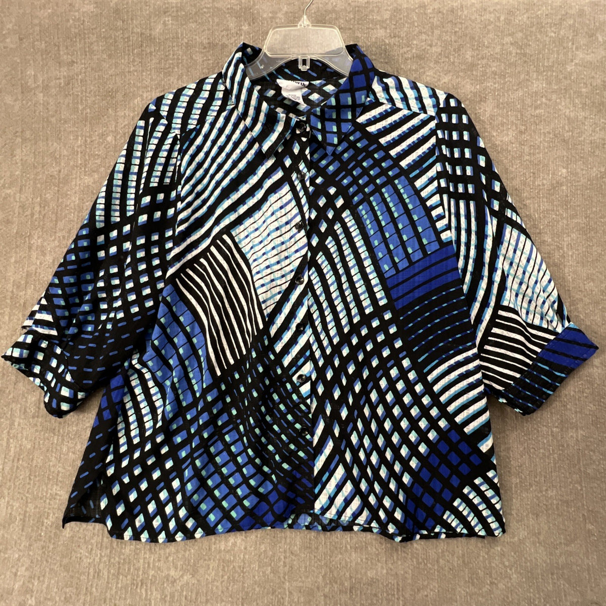 Bon Worth Tunic Top Button Front 3/4 Sleeve Geometric LP Lightweight Comfort