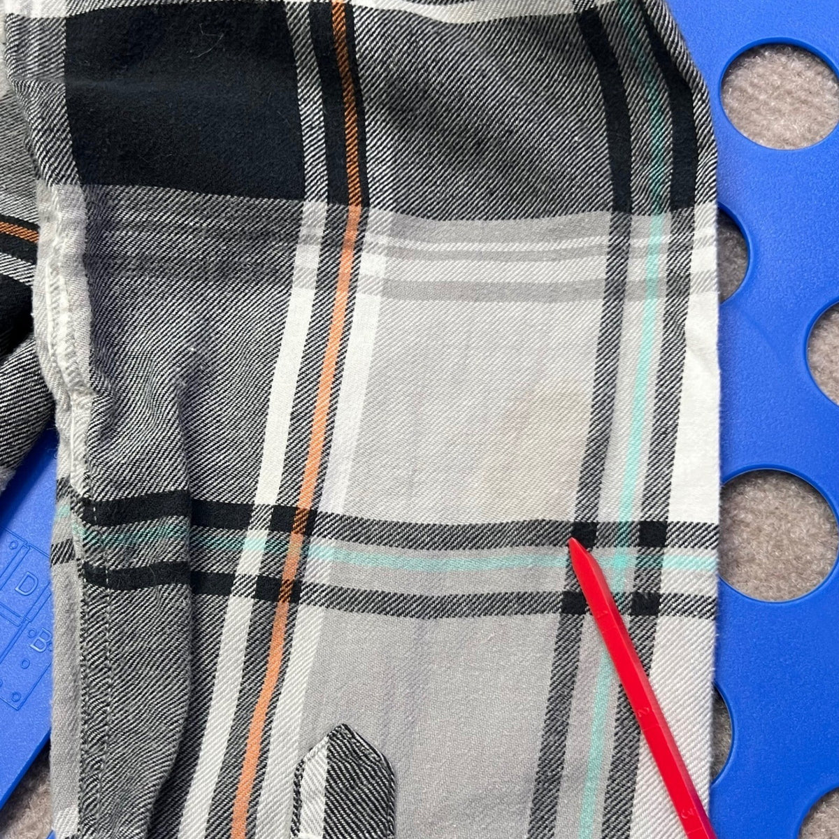 Mossimo Supply Co Athletic Fit Plaid Flannel Shirt Long Sleeve Button Up Men L G