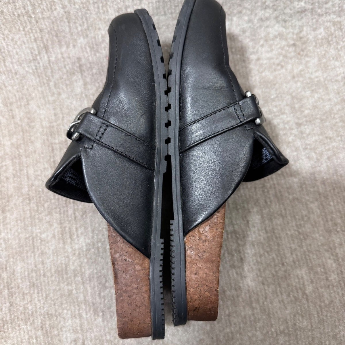 Vionic Black Leather Sz 6 Chain Mules Clogs Slip On Cork Footbed Comfort Shoes