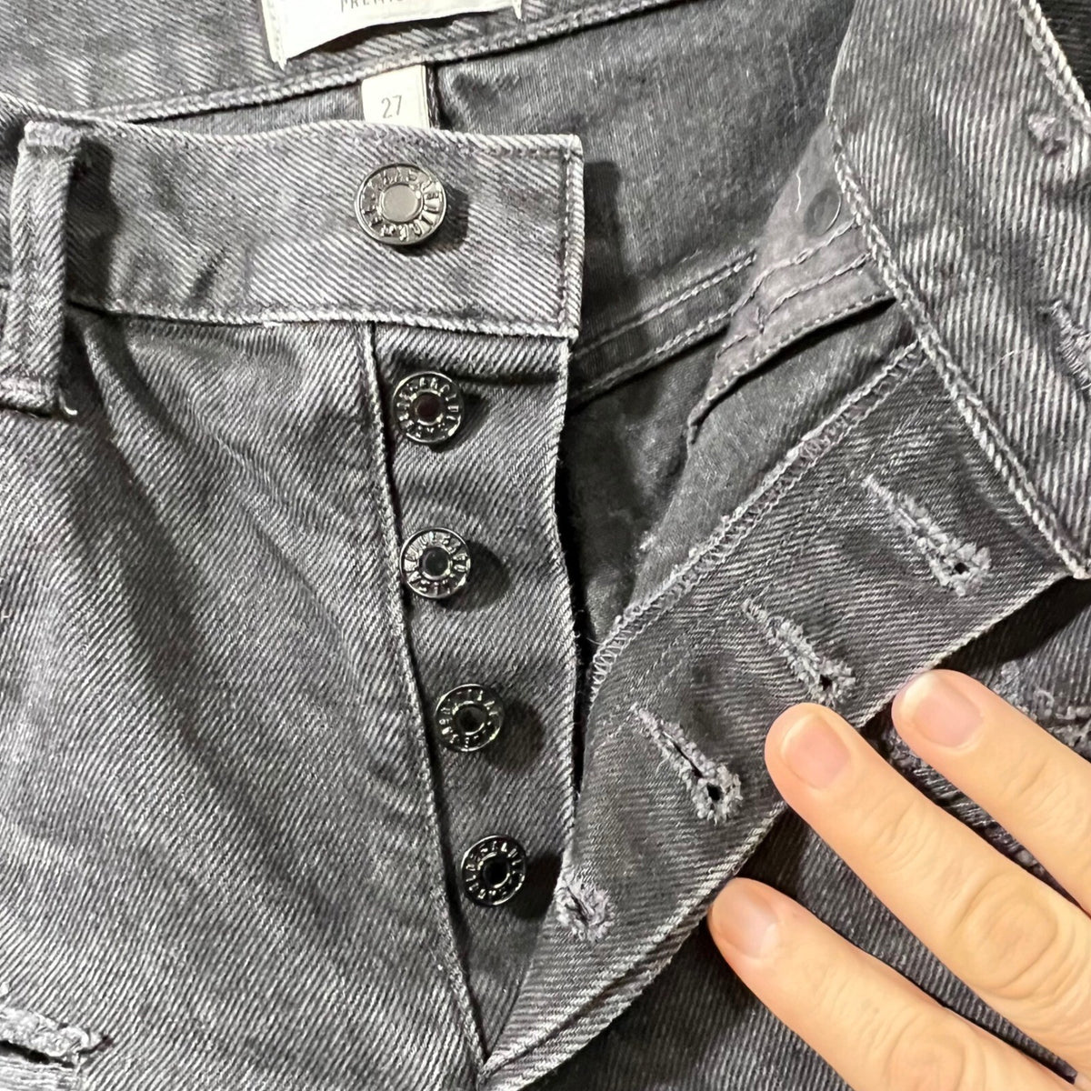 AGOLDE Distressed Grey Denim Cut Off Shorts Button Fly Size 27