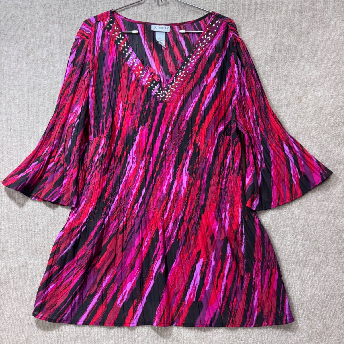 Catherines Womens 0X 14/16 Tunic Top Blouse Pink Abstract Print Beaded V-Neck