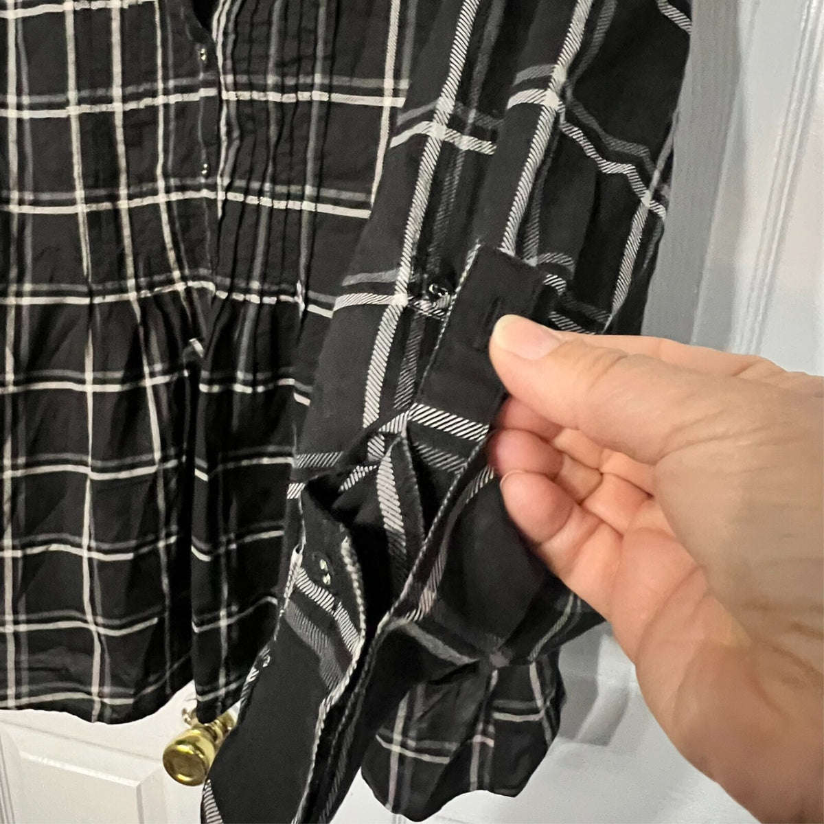 Modcloth Fervour 4X Black Windowpane Plaid Pullover Roll Tab Blouse 1/4 button