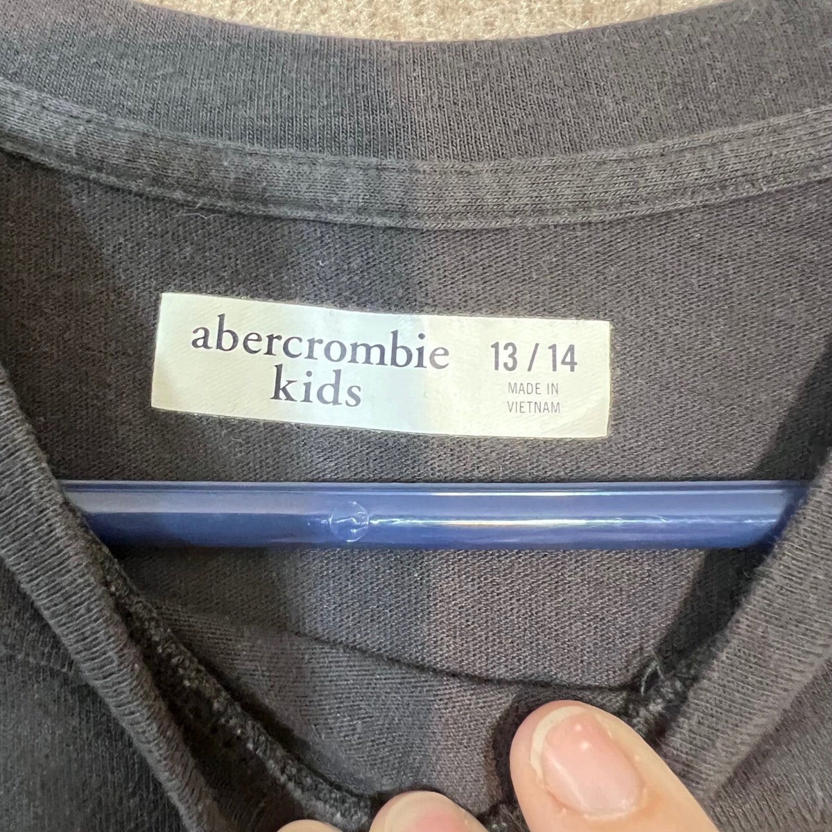 Abercrombie Kids Long Sleeve Graphic T-Shirt Boys 13/14 Black Neon Logo Skate