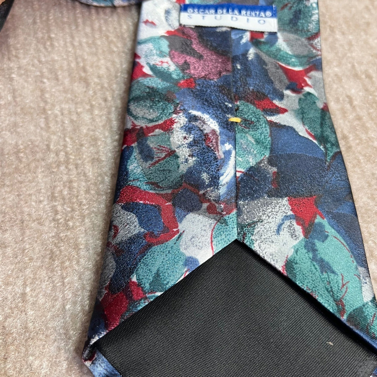 Vintage Oscar de la Renta Necktie Mens OS Blue Floral Silk Blend Abstract Art