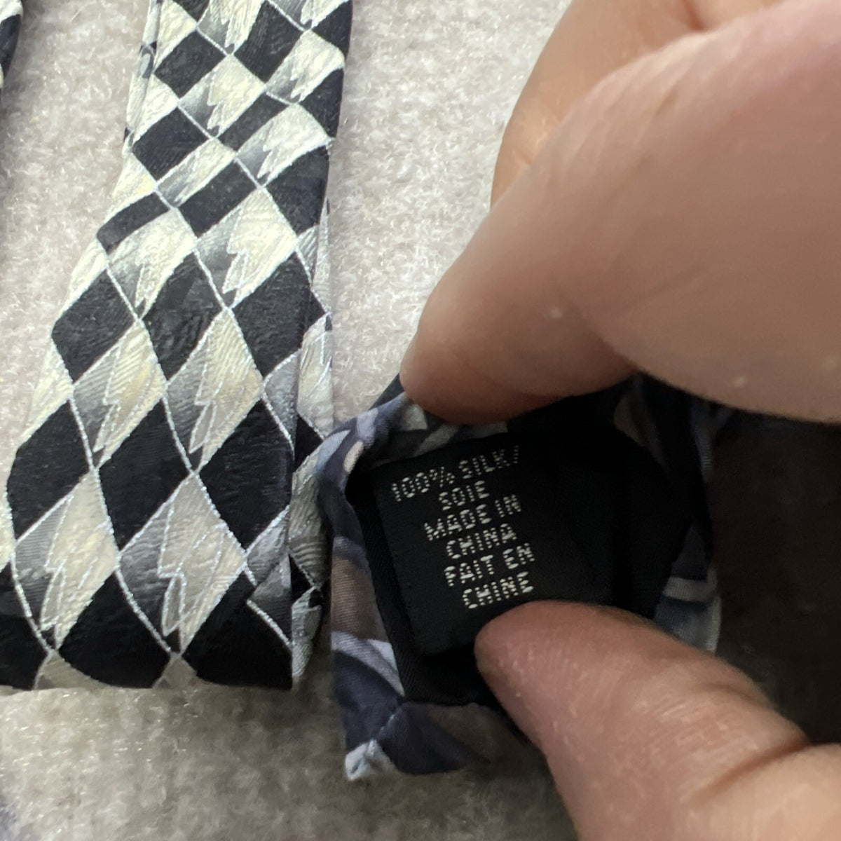 Mens Necktie Lot of 2 Silk Modern Geometric Pattern