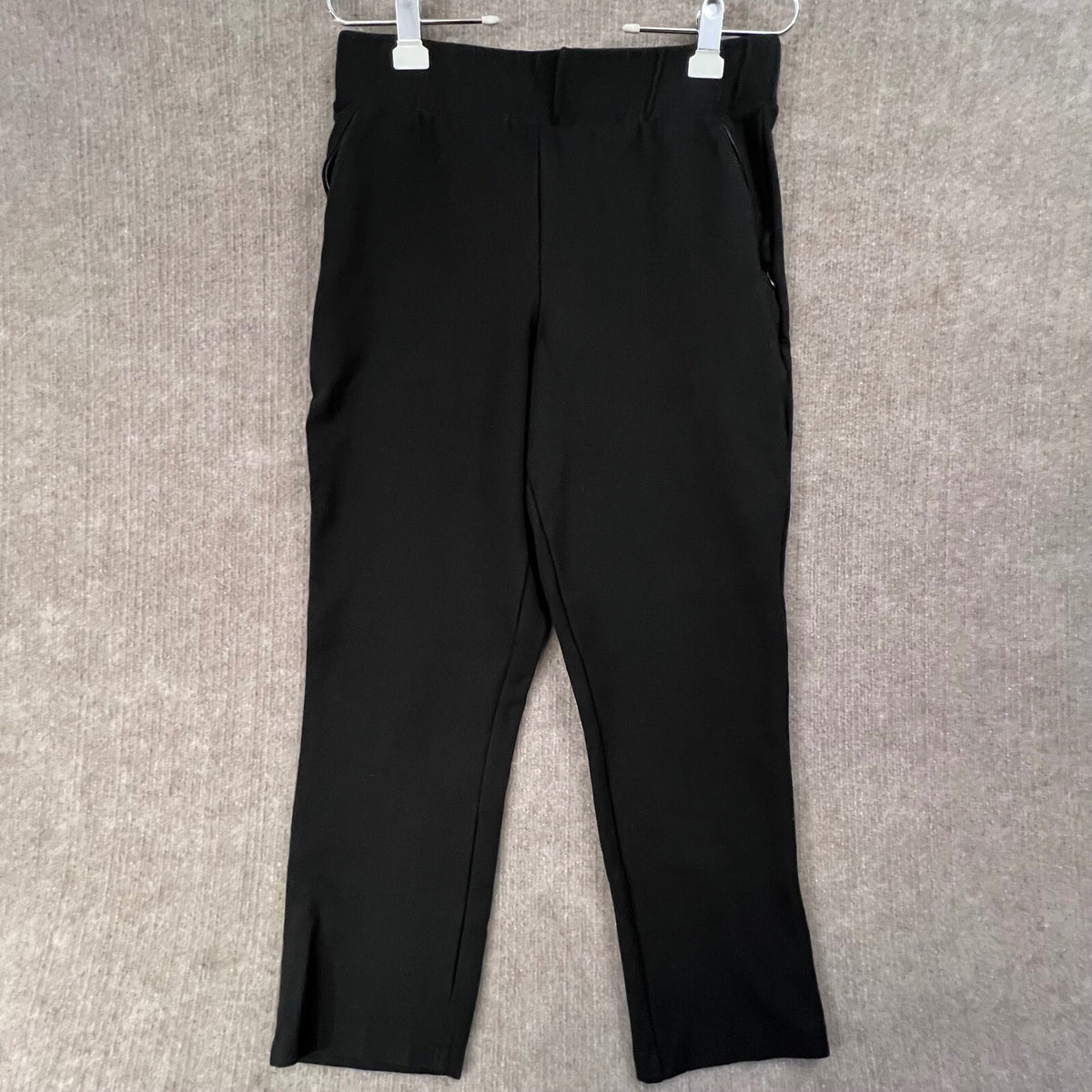 Universal Standard Black XS Cropped Pants Zip Pockets Casual Athleisure Trousers