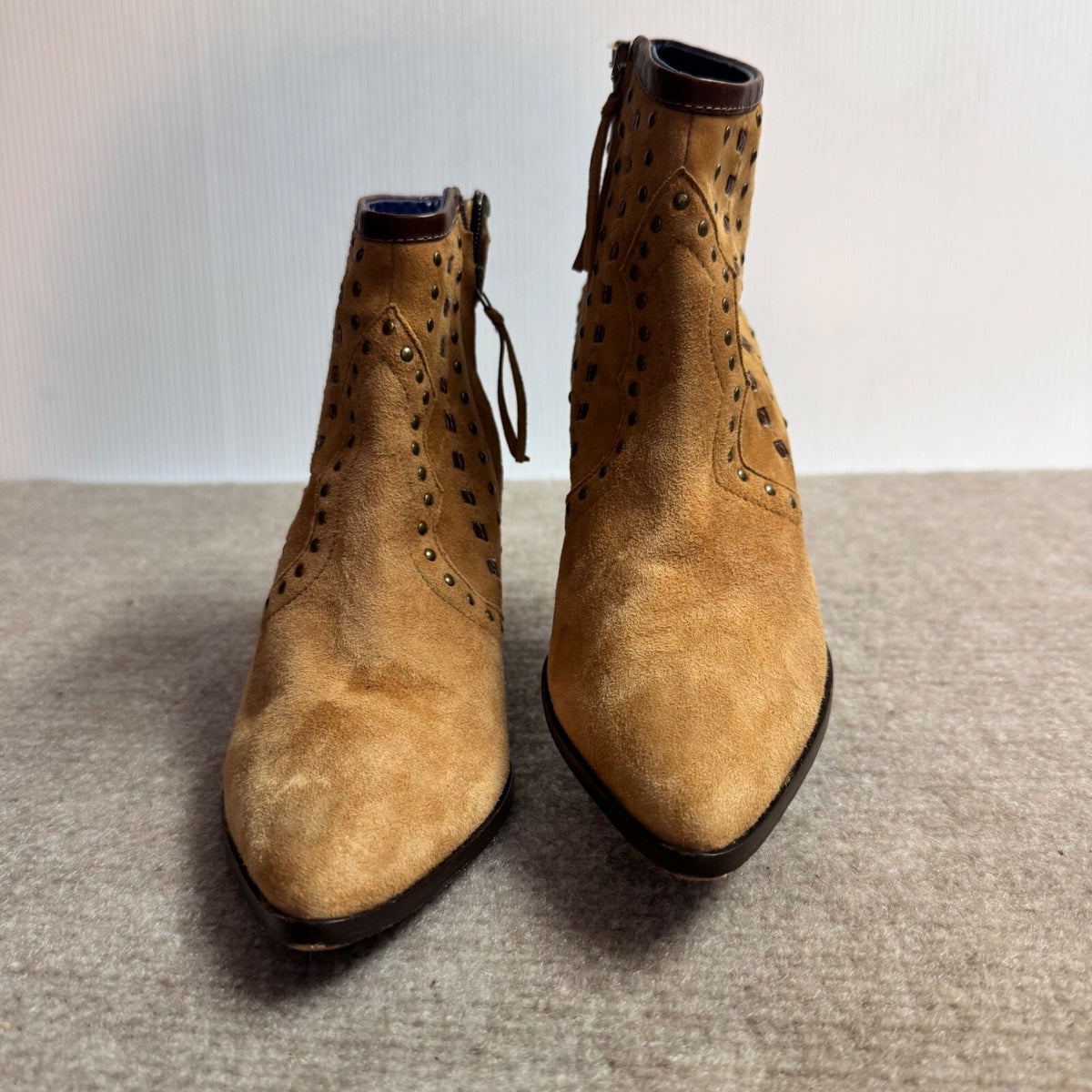 Valentina Rangoni Ankle Boots Womens 7M Suede Studded Western Italian Tan Blue