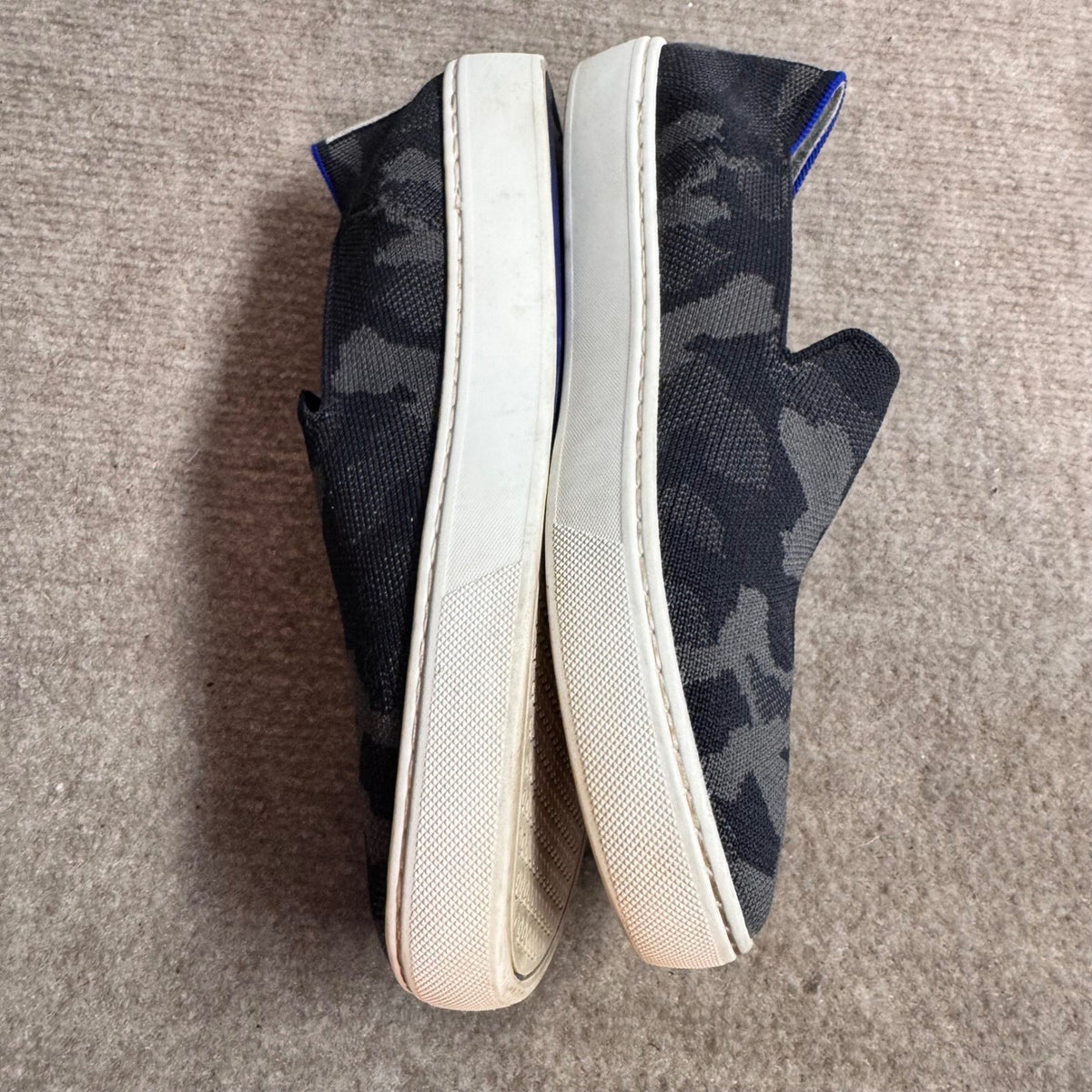 Rothys City Slip On Sneaker Womens 7.5 Grey Camo Knit Comfort Sustainable Casual