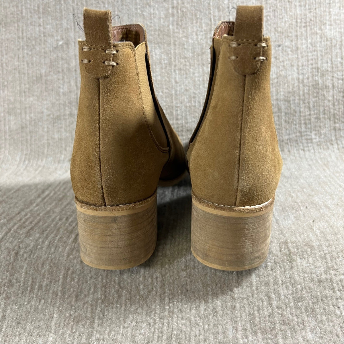 CREVO Womens Suede Chelsea Ankle Boots Chestnut Block Heel Pointed Toe Size 10