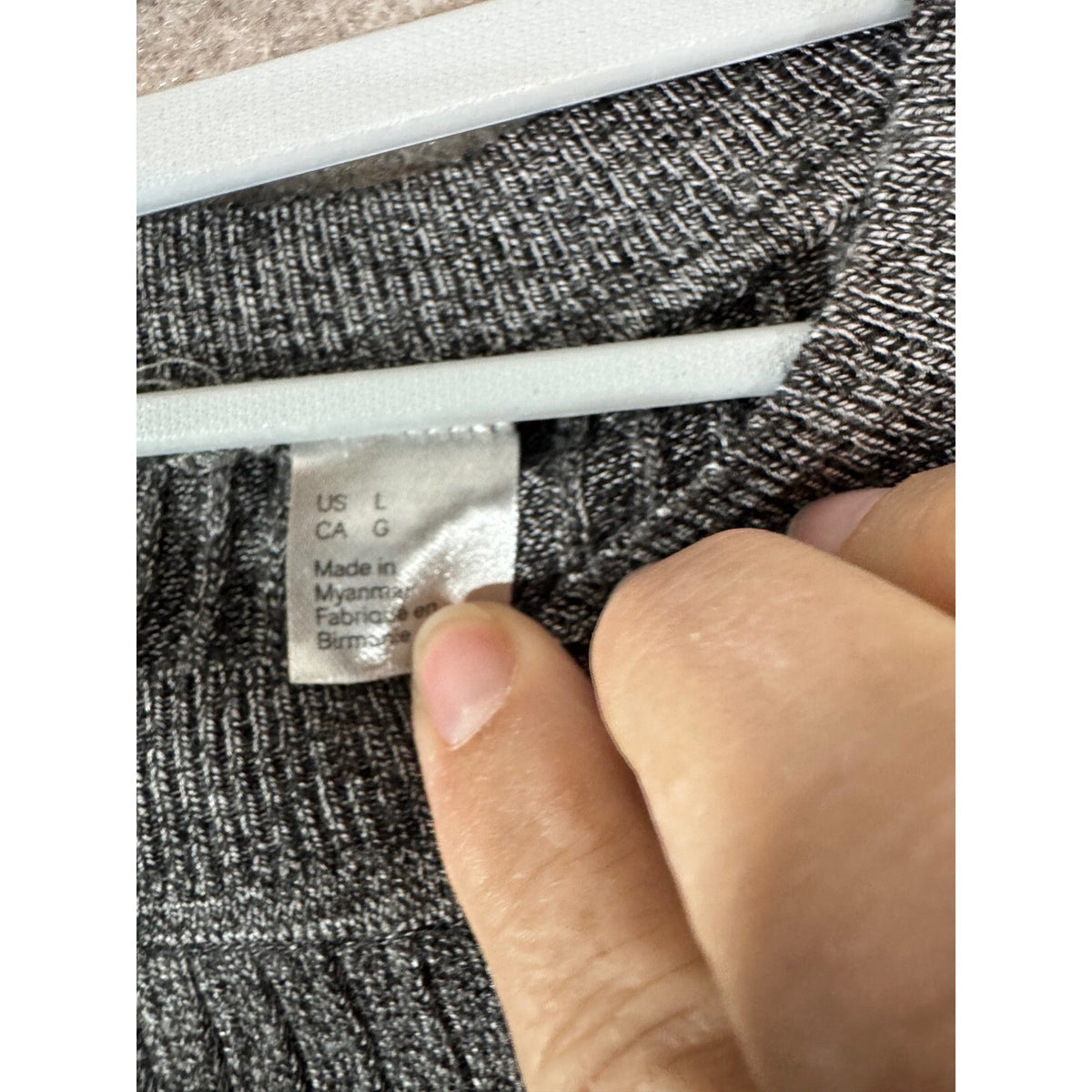 Wild Fable Ribbed V Neck Sweater Womens L Gray Long Sleeve Pullover Knit