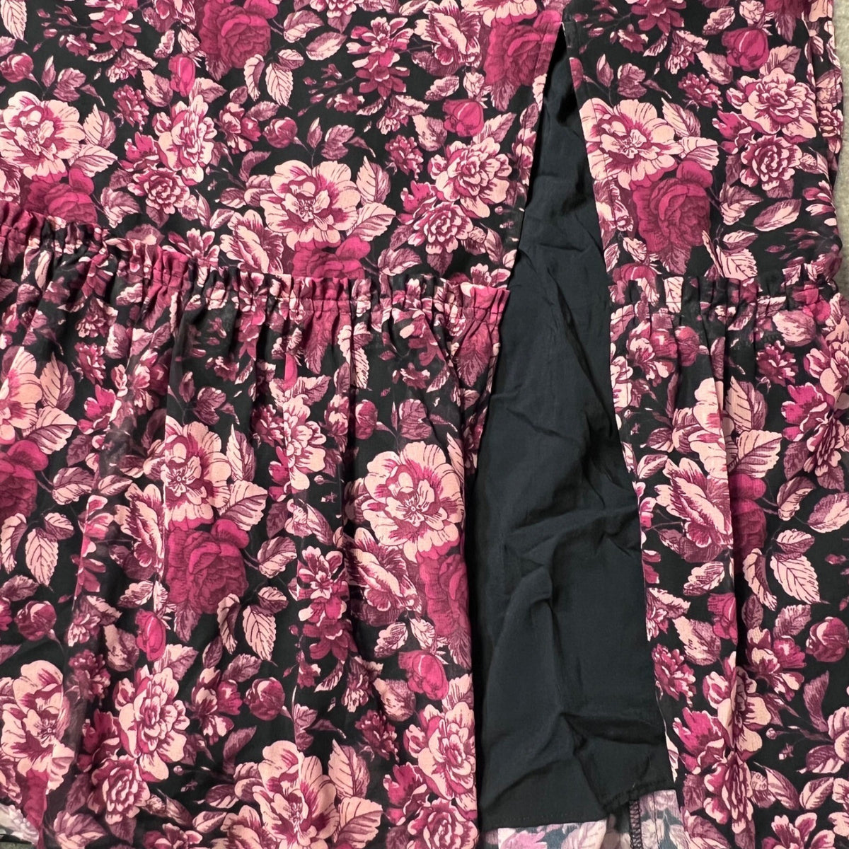 PAIGE Floral Print Midi Dress Purple Pink Black Short Sleeve Womens Size L