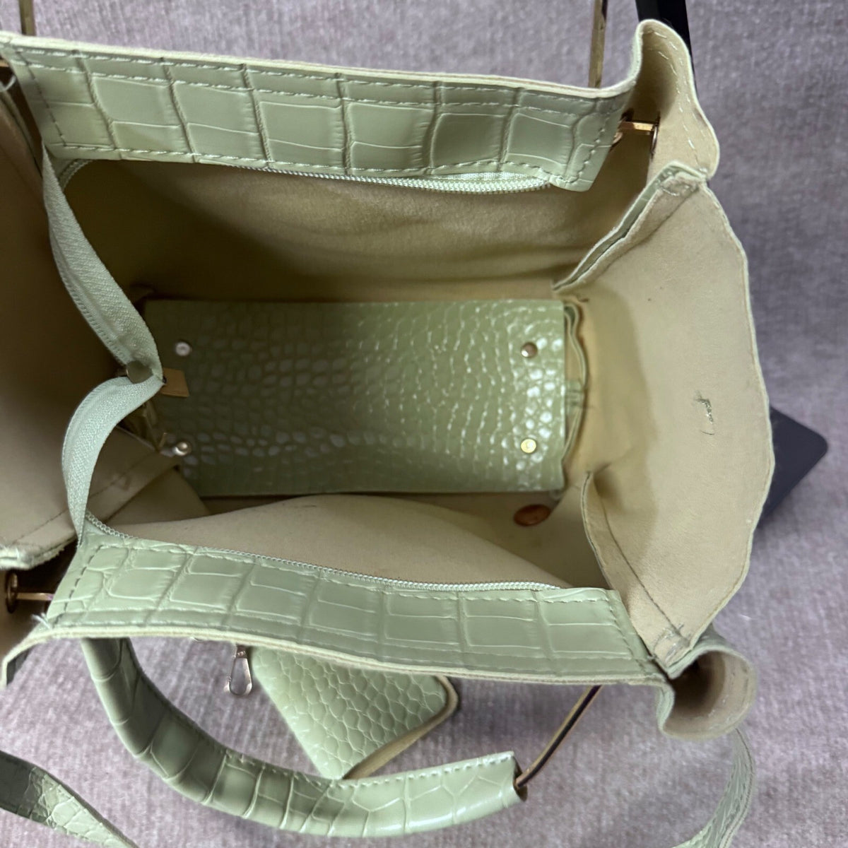 Sage Green Croc Embossed 3 PC Synthetic Purse Set Bucket Bag Crossbody Wallet