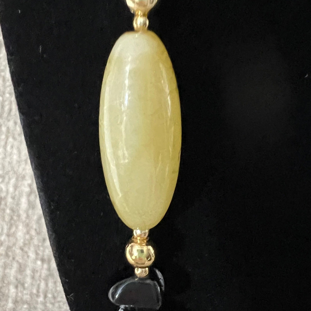 Long Beaded Necklace Yellow Black Gold Tone Fashion Costume Jewelry