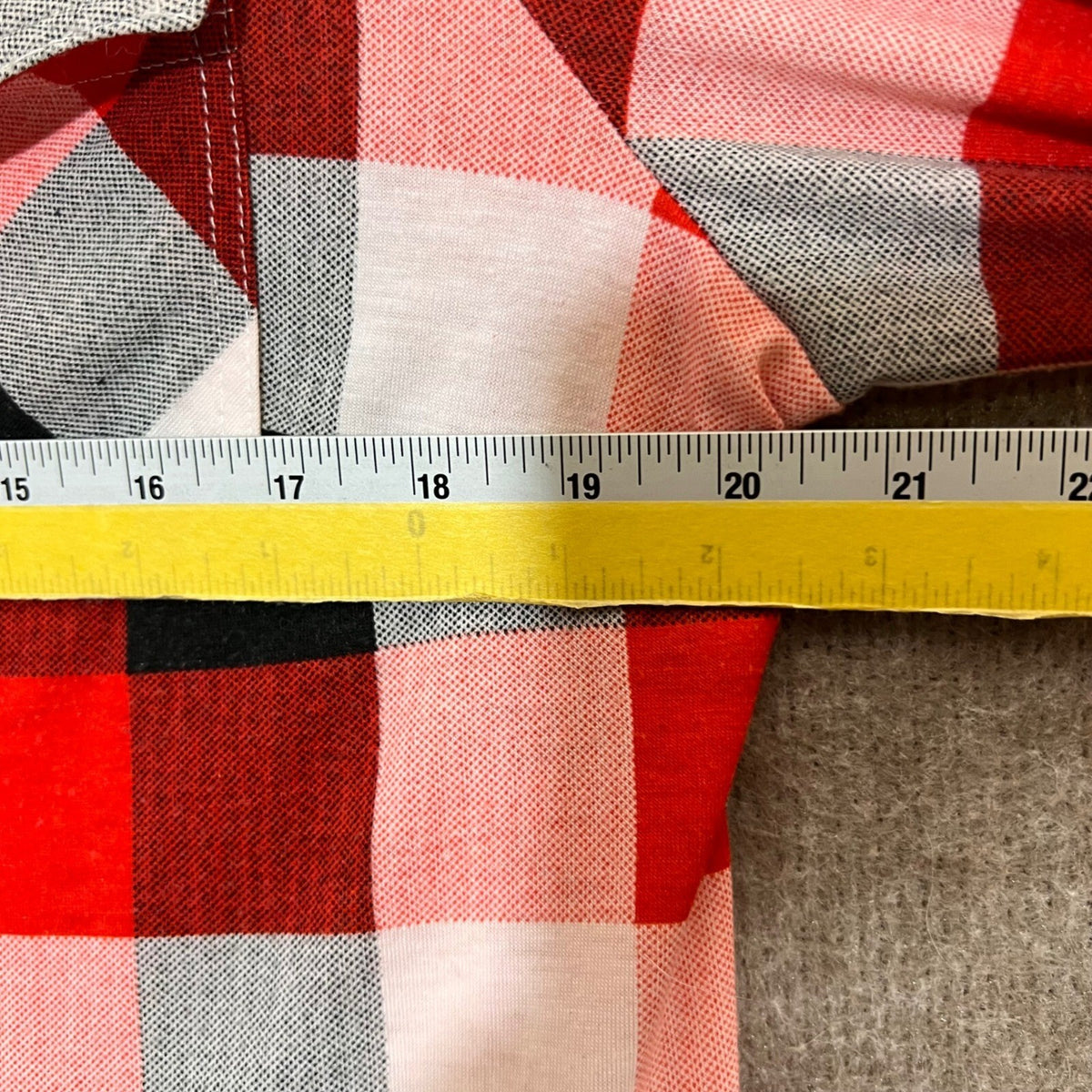 Unbranded Plaid Button Down Shirt Womens Large Red Black White Buffalo Check