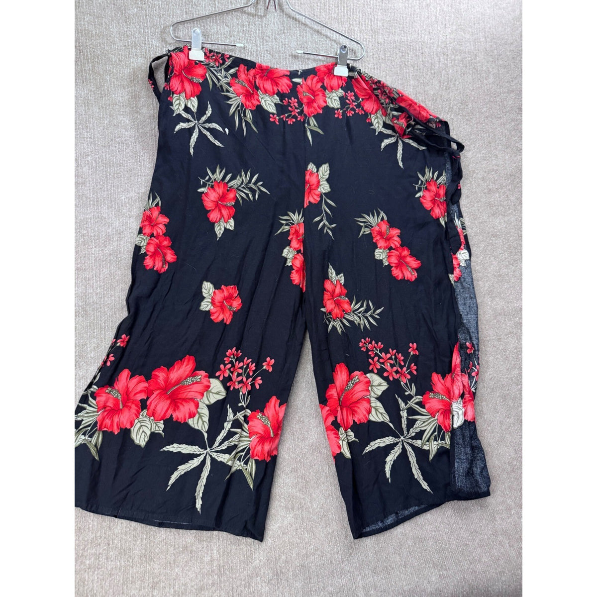 Floral Two Piece Set Halter Top and Wide Leg Open Side Pants Matching Aloha