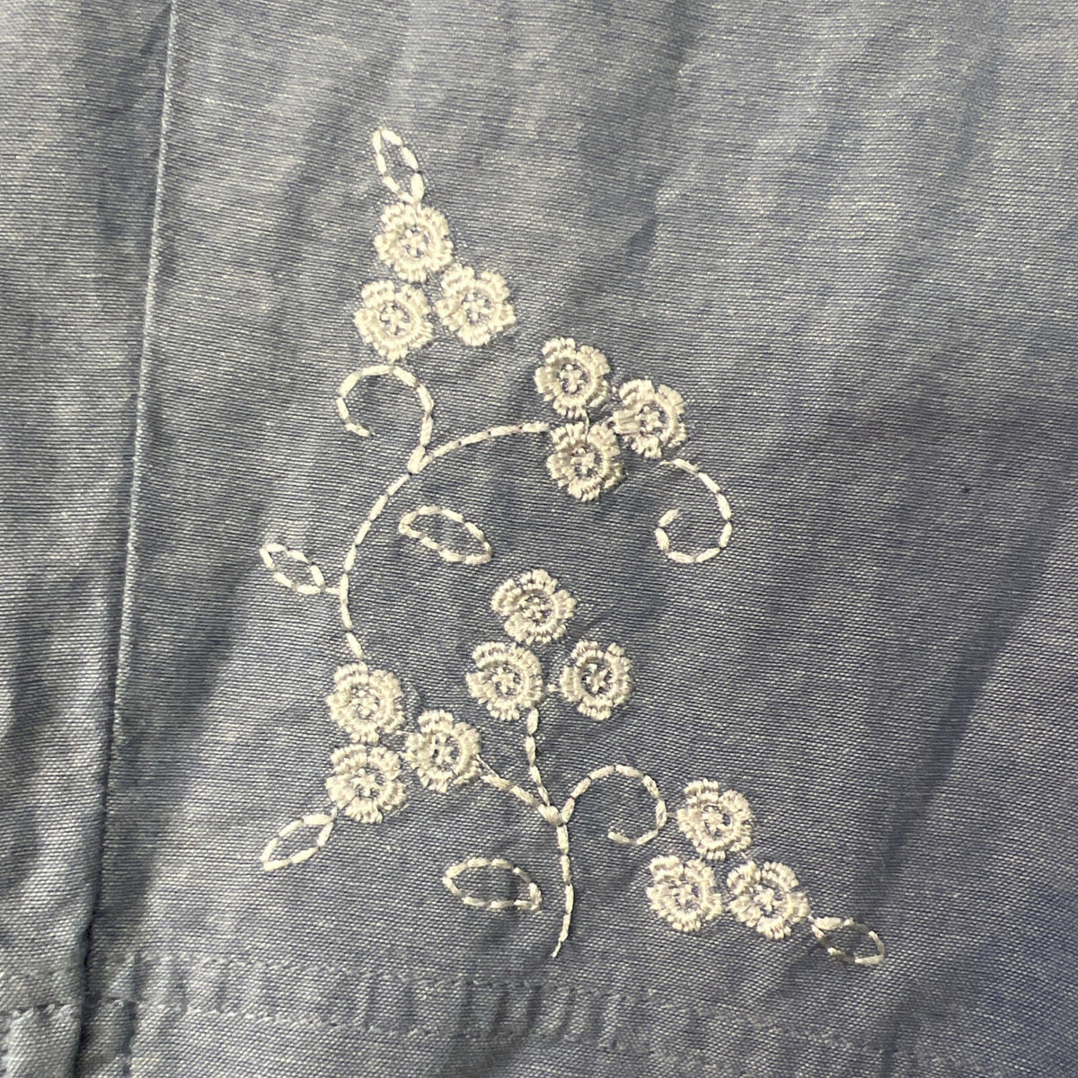 Classic Elements Women’s 20W Embroidered Capri Pants Blue Cotton Tie Waist Plus