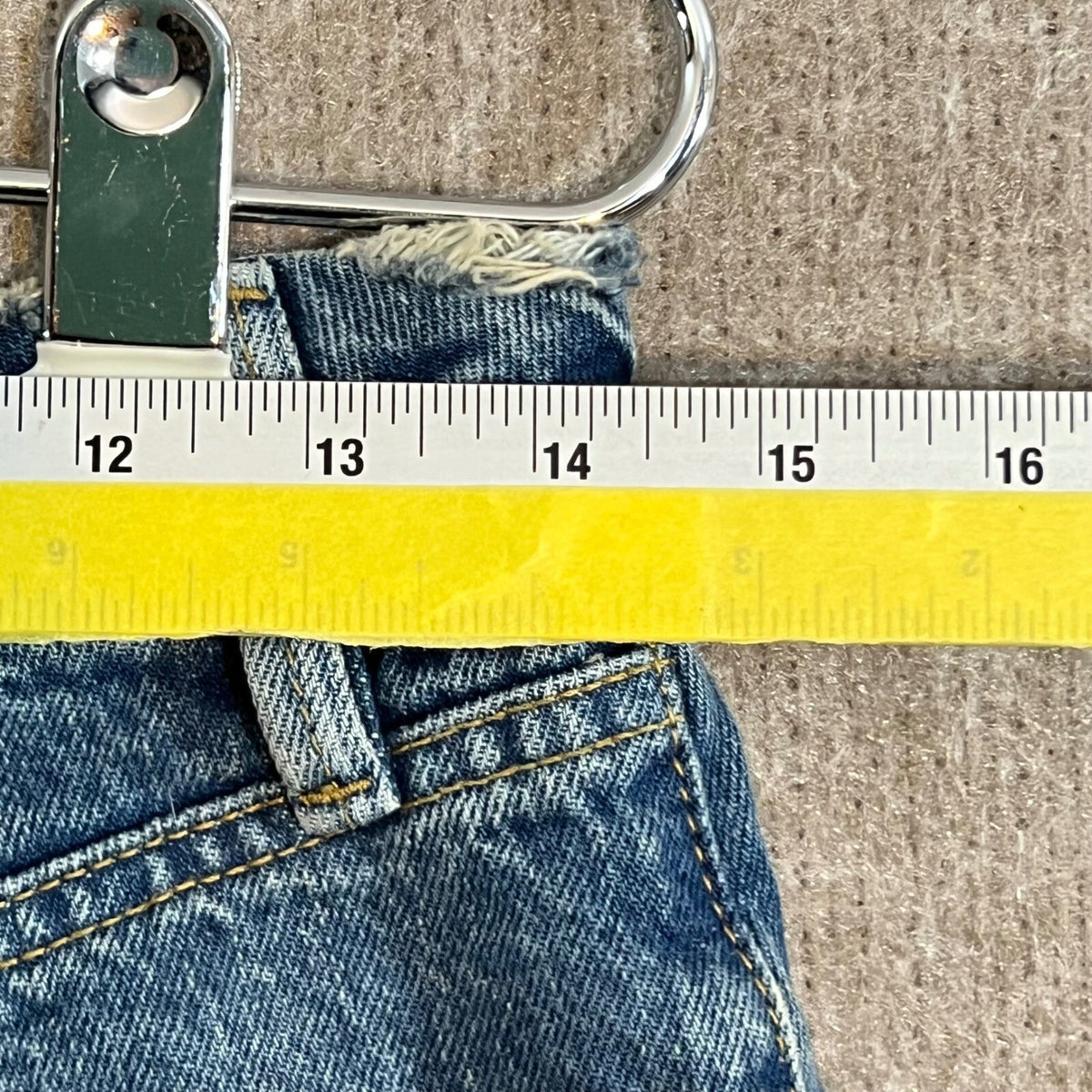 Good American Straight Leg Jeans Women 6/28 Blue Medium Wash High Rise Raw Hem