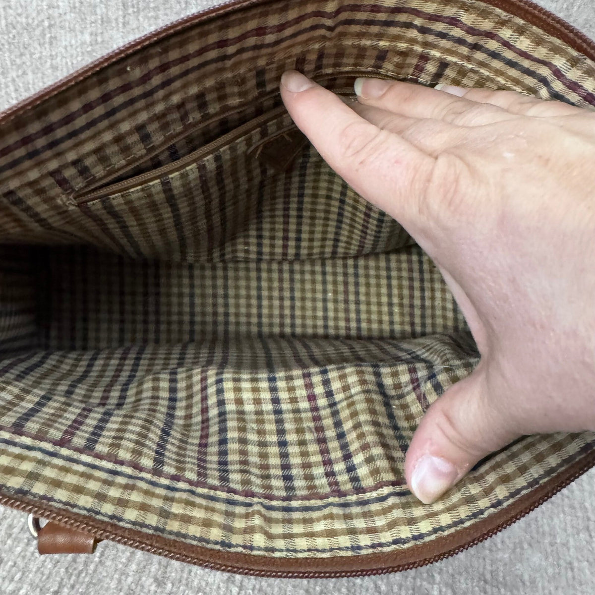 Vintage Guess Satchel Handbag, Structured Shoulder Bag, Tan Brown Plaid Lining