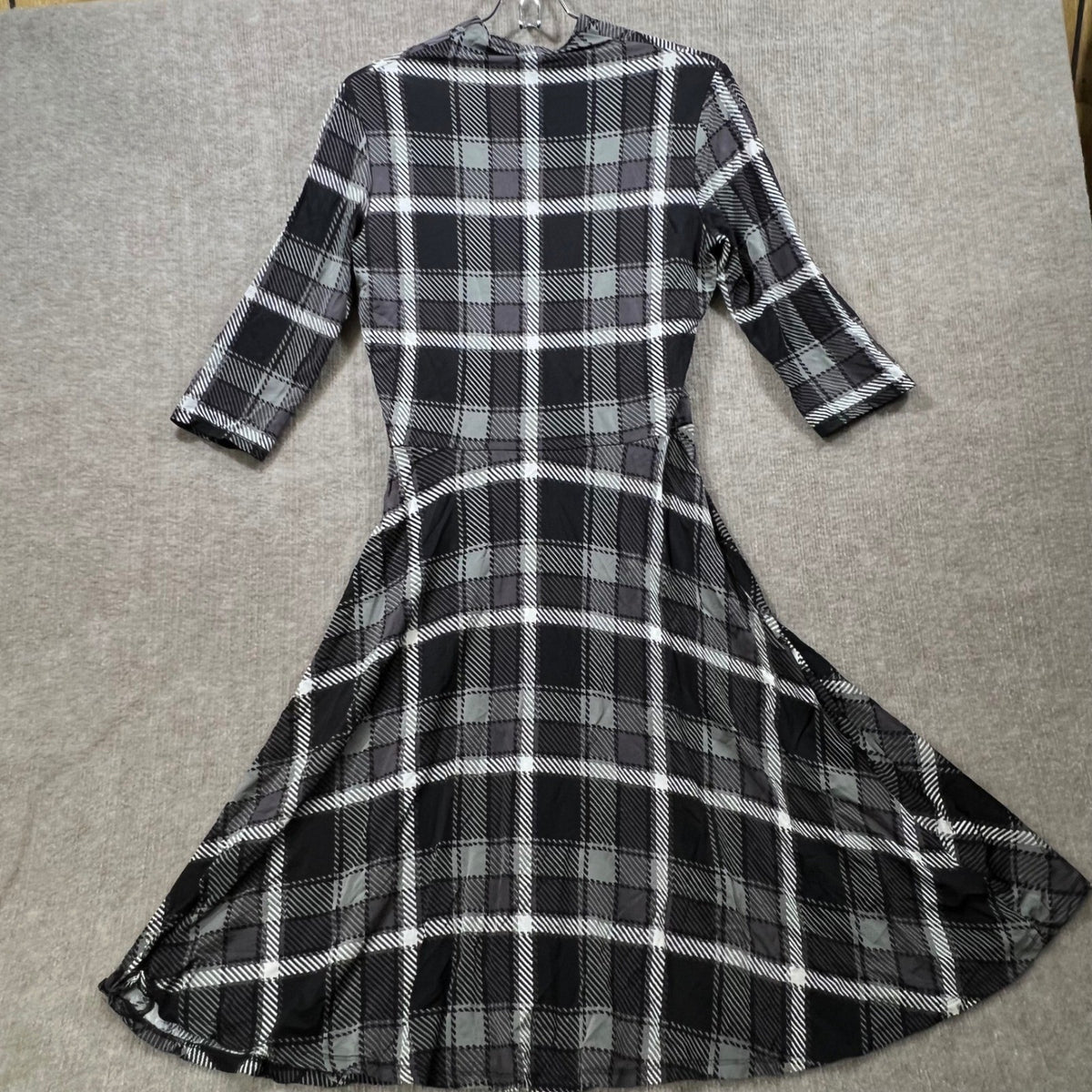 Leota Plaid Midi Dress 3/4 Sleeve V Neck A Line Made in New York Size L