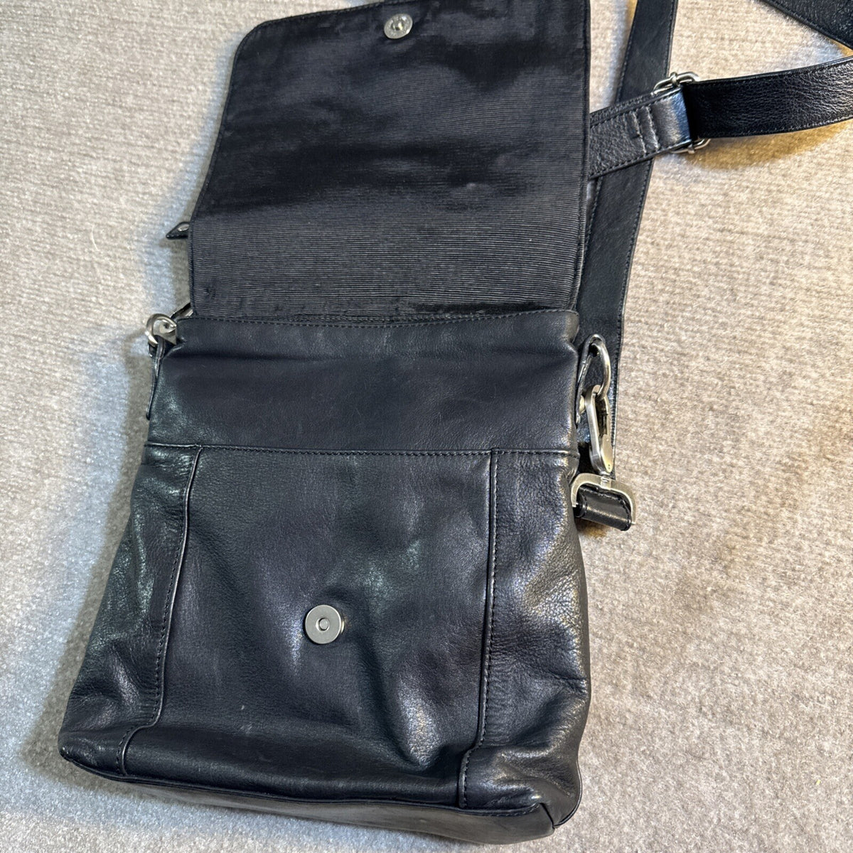 Audrey Brooke Black Leather Organizer Flap Crossbody Shoulder Handbag Purse