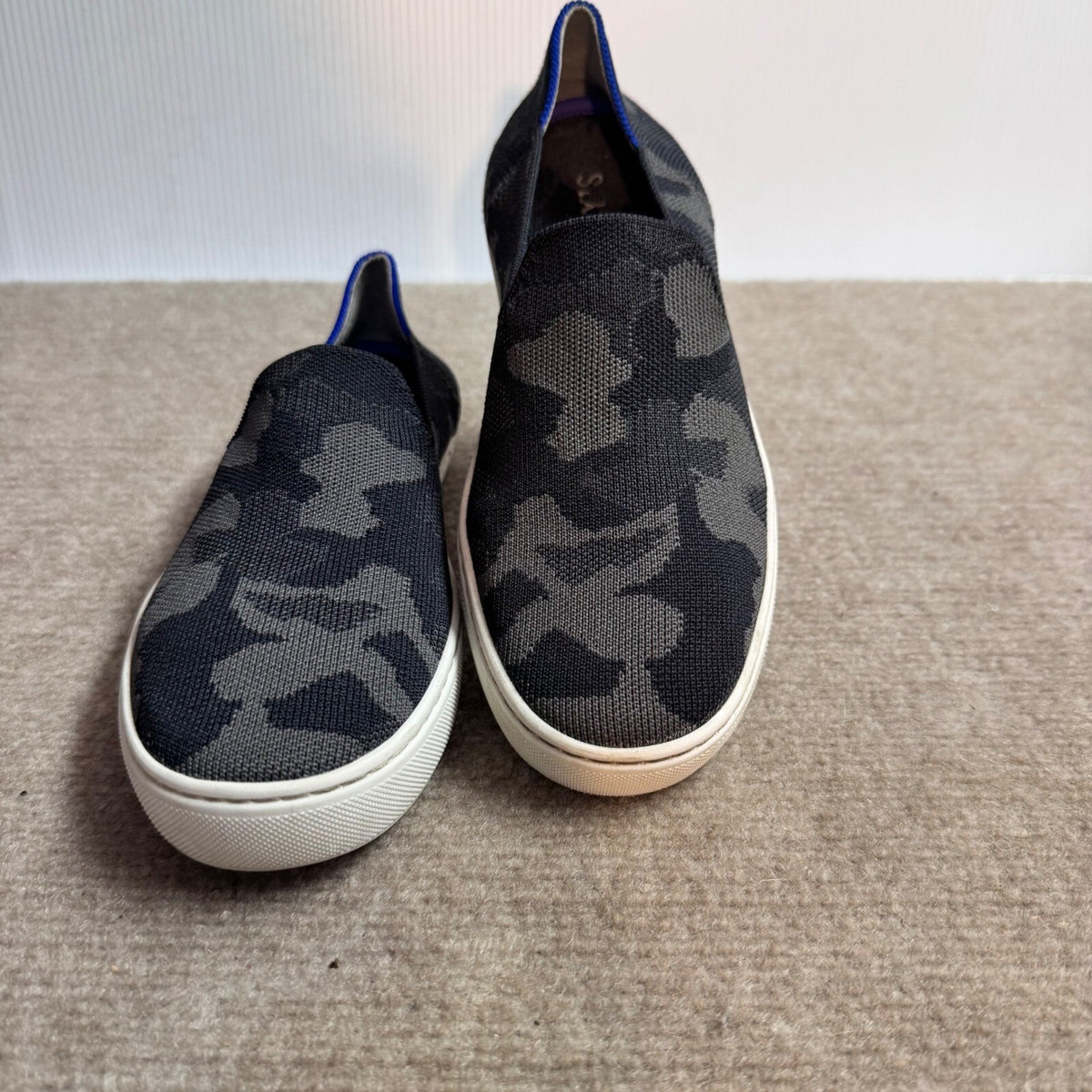 Rothys City Slip On Sneaker Womens 7.5 Grey Camo Knit Comfort Sustainable Casual